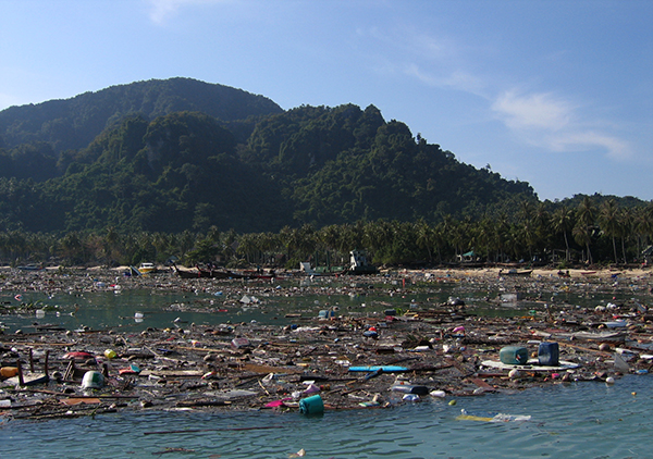 Tsunami Thailand Phi Phi Island 2004